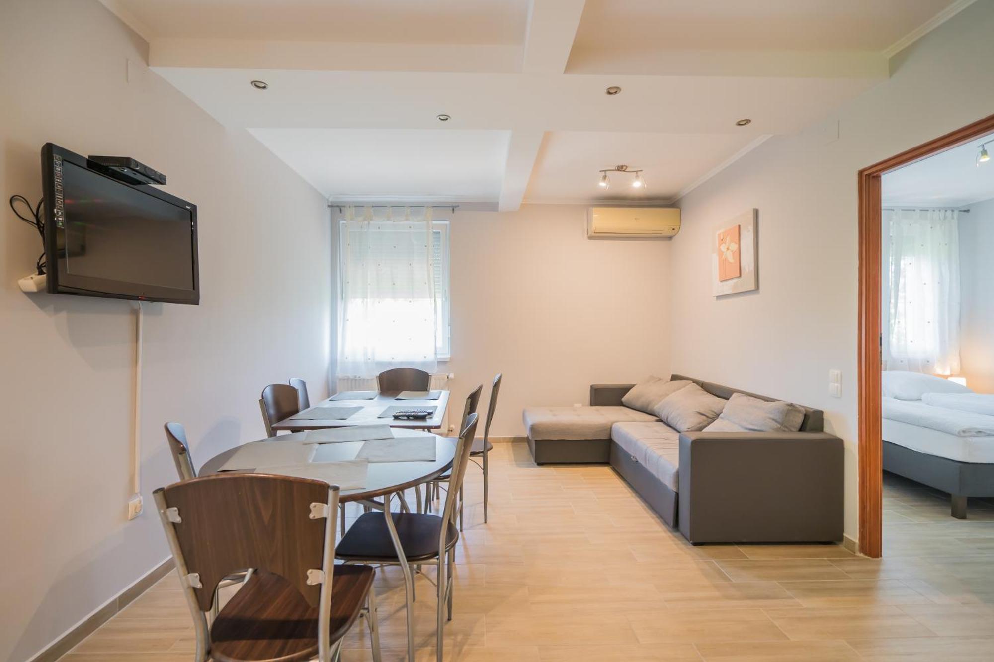 Riviera Apartmanhaz Шиофок Экстерьер фото