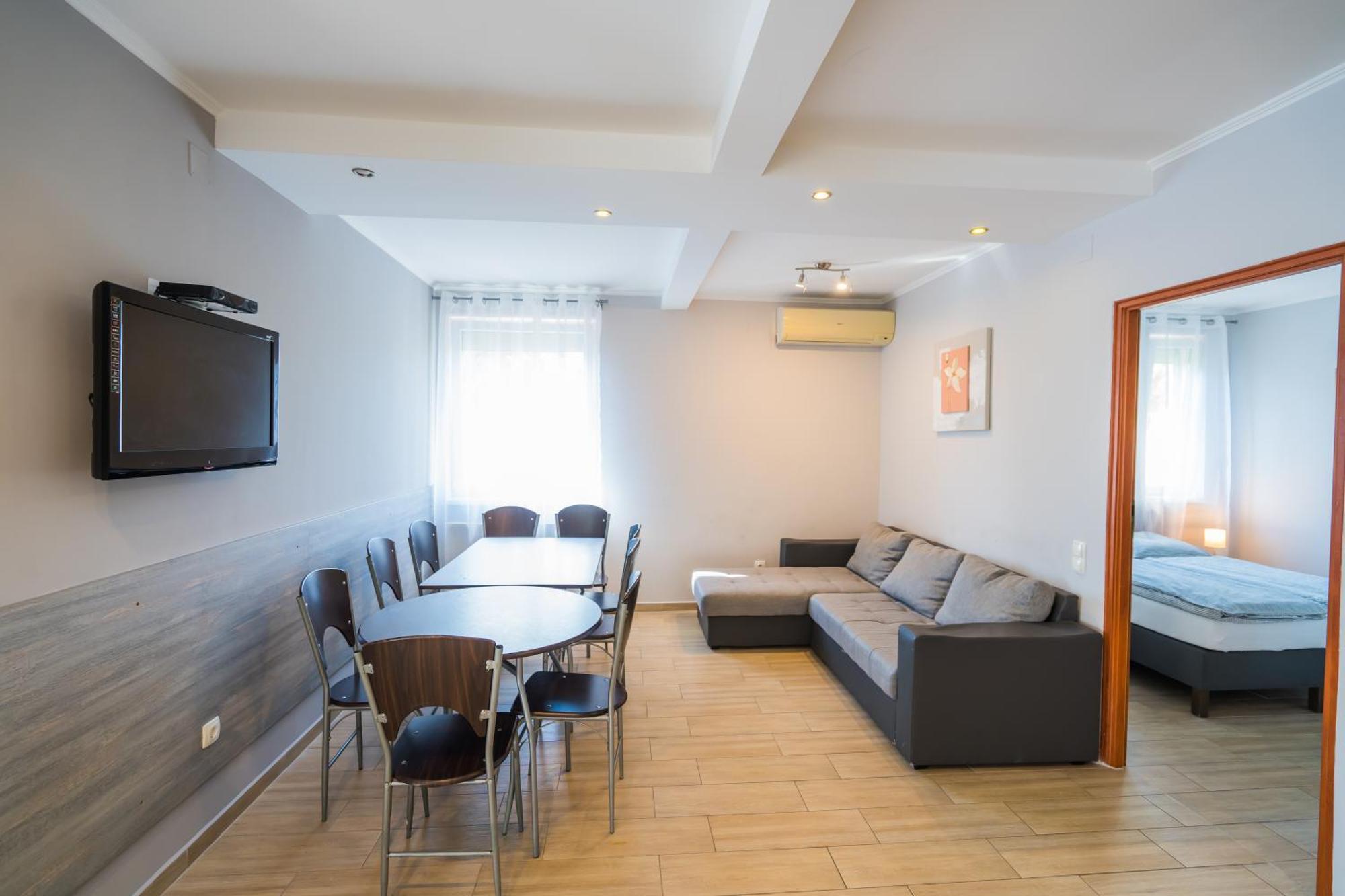 Riviera Apartmanhaz Шиофок Экстерьер фото