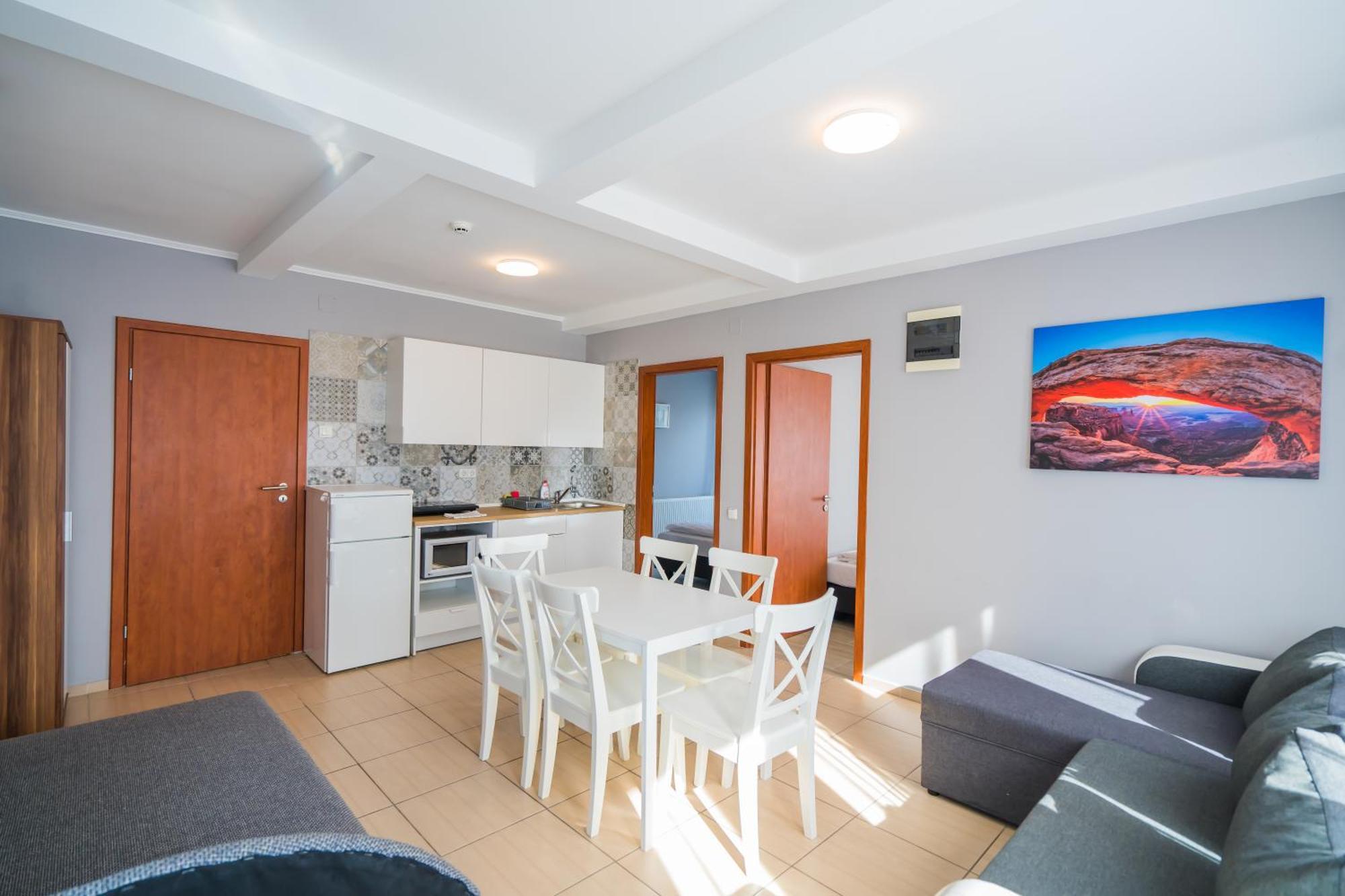 Riviera Apartmanhaz Шиофок Экстерьер фото