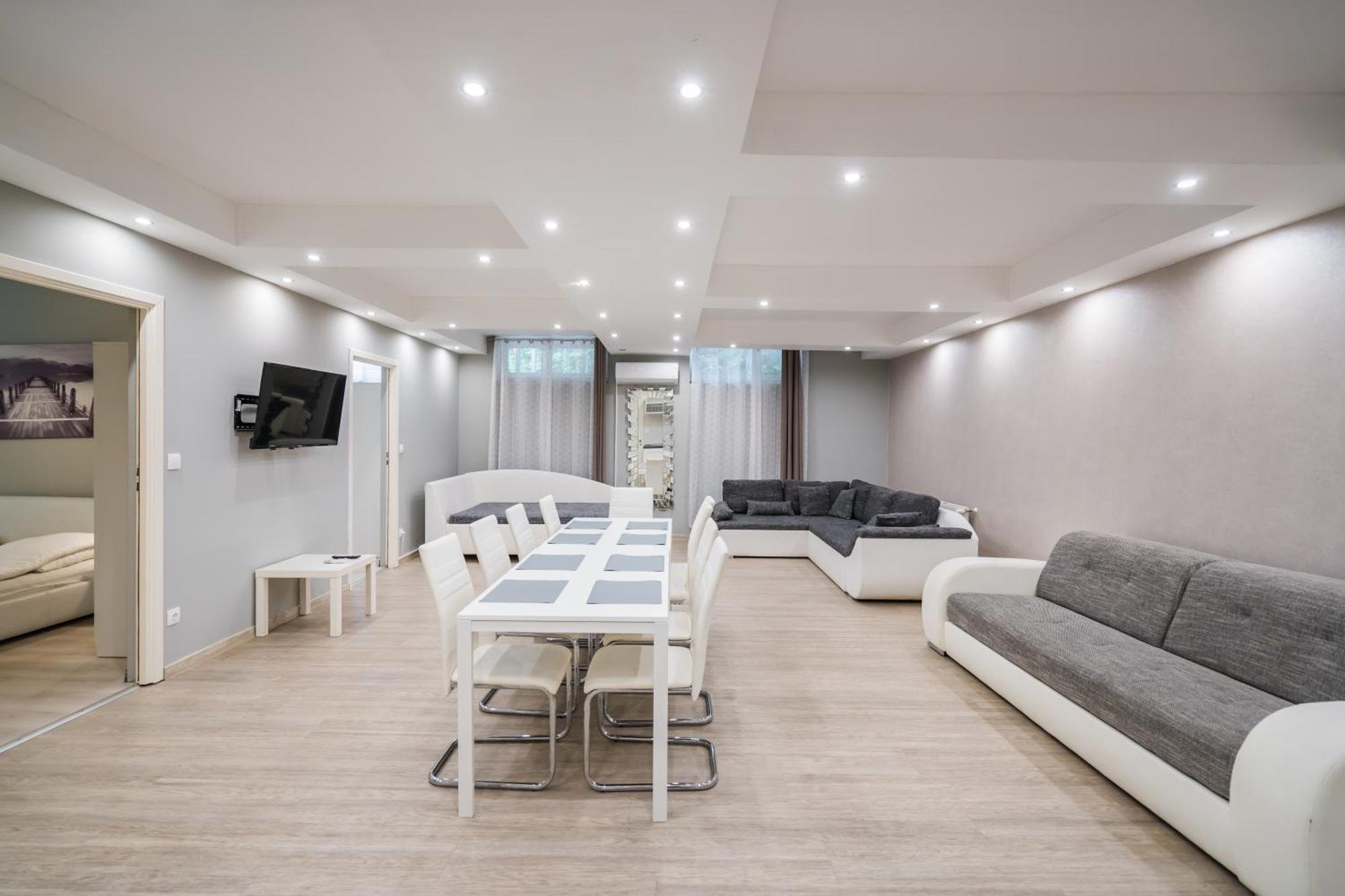 Riviera Apartmanhaz Шиофок Экстерьер фото