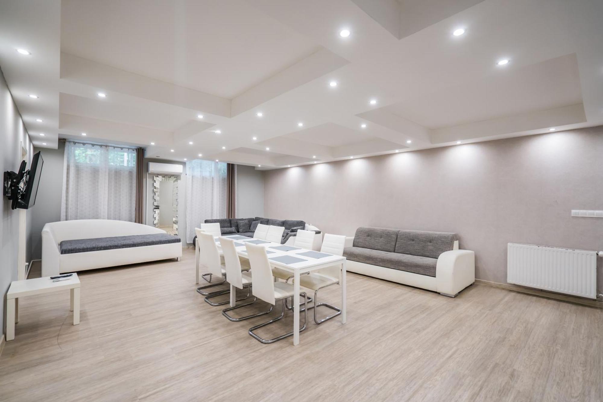 Riviera Apartmanhaz Шиофок Экстерьер фото