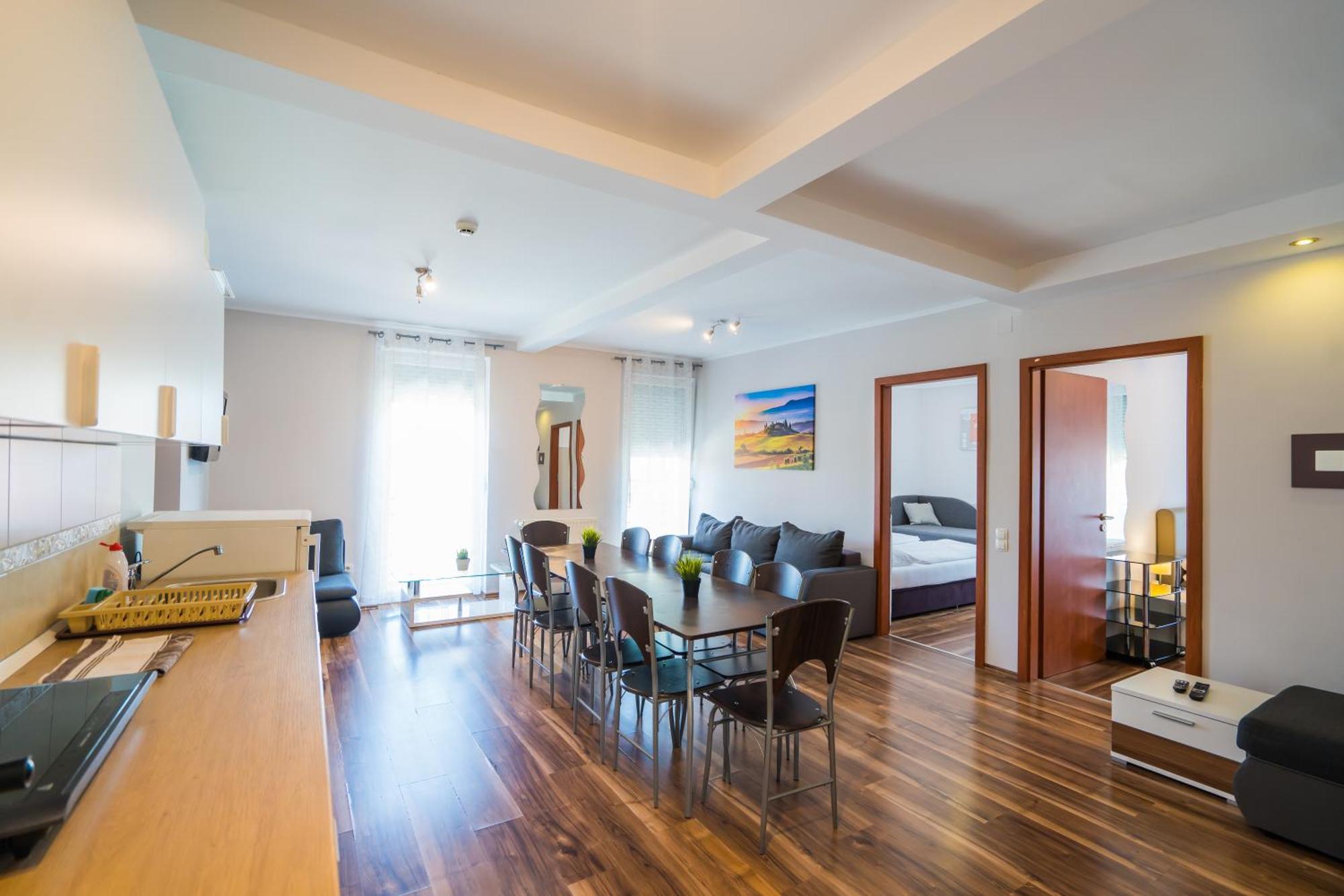 Riviera Apartmanhaz Шиофок Экстерьер фото